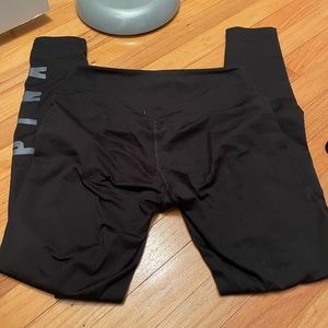 PINK leggings in black